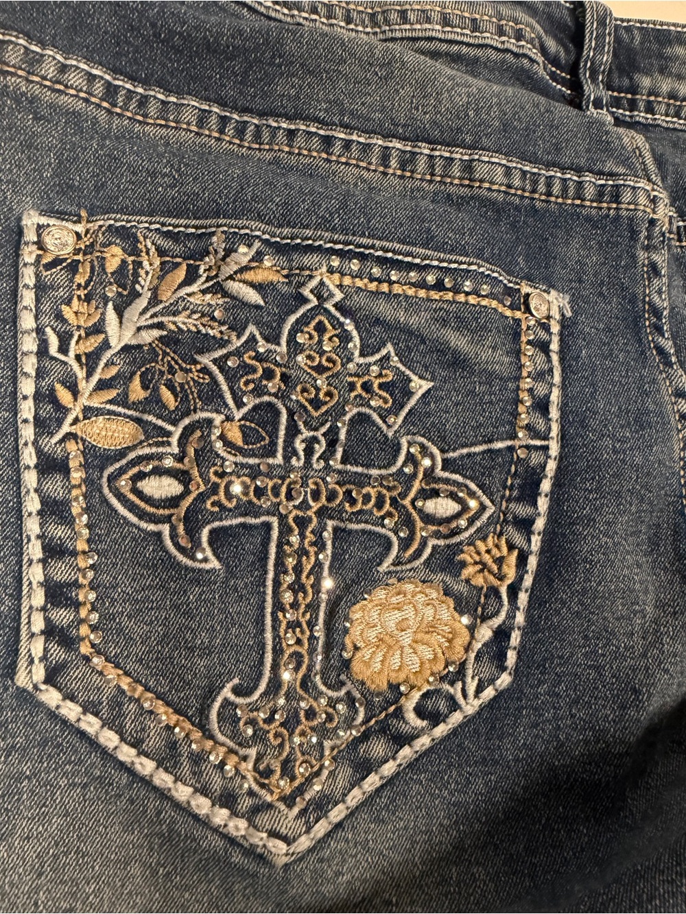 J for Justify Young W Sz 11 Faded Blue Bootcut Flared Embellished Jeans EUC